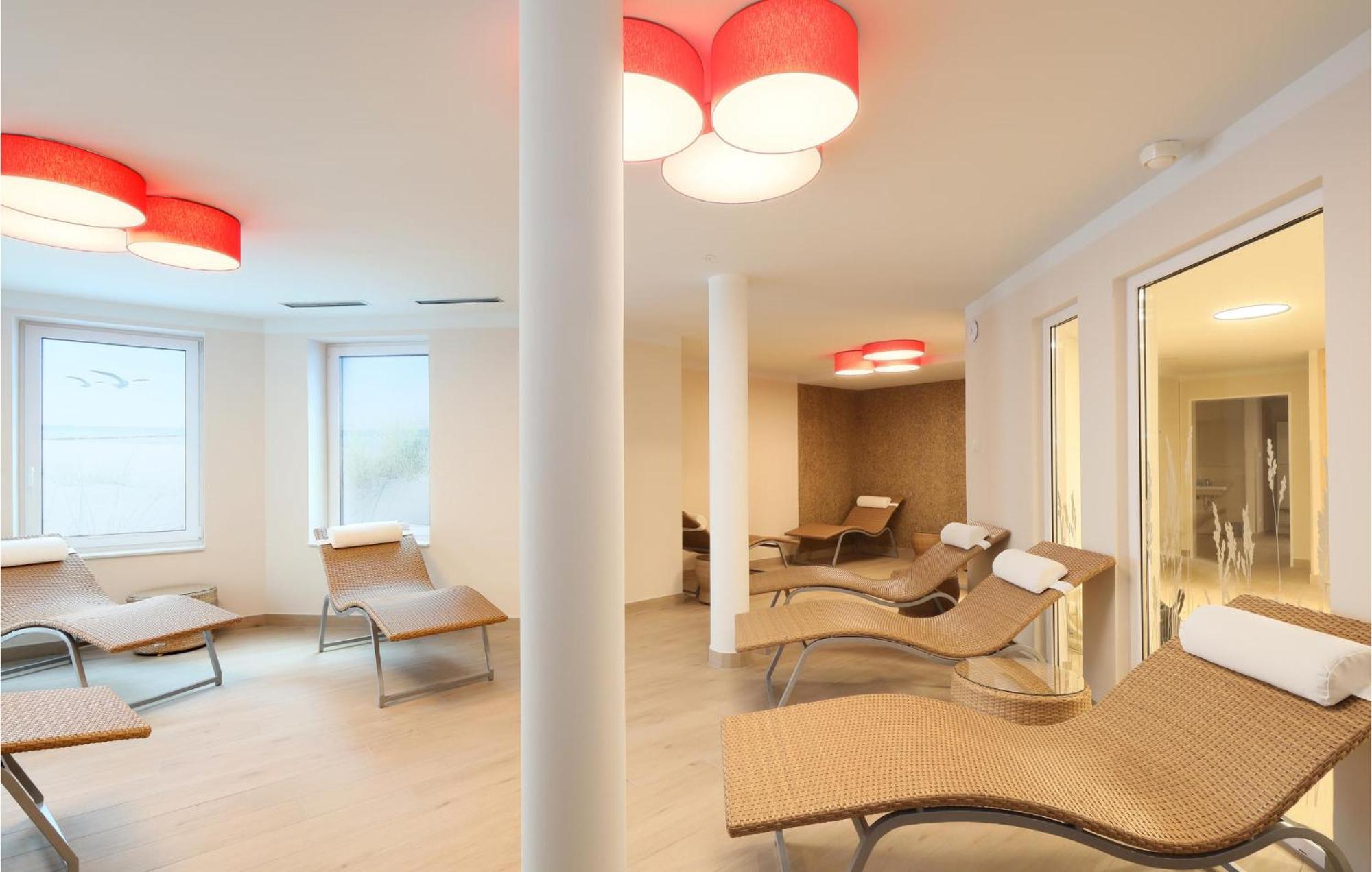 Awesome apartment in Ostseebad Boltenhagen with 1 Bedrooms, Sauna&WiFi Buitenkant foto