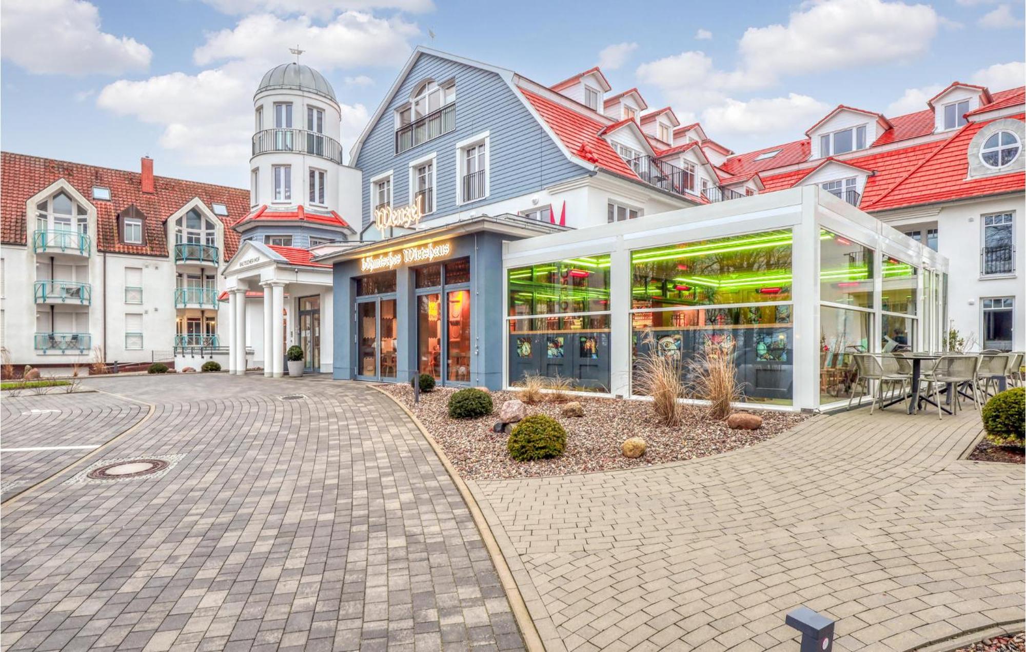 Awesome apartment in Ostseebad Boltenhagen with 1 Bedrooms, Sauna&WiFi Buitenkant foto